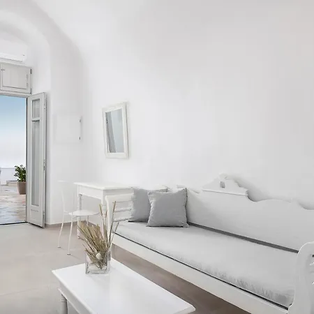 Veranda View Apartment Imerovigli (Santorini)